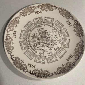 VINTAGE 1954 Ivory/Gold 10.25" Calendar Plate, great condition. 70 yr celebrate